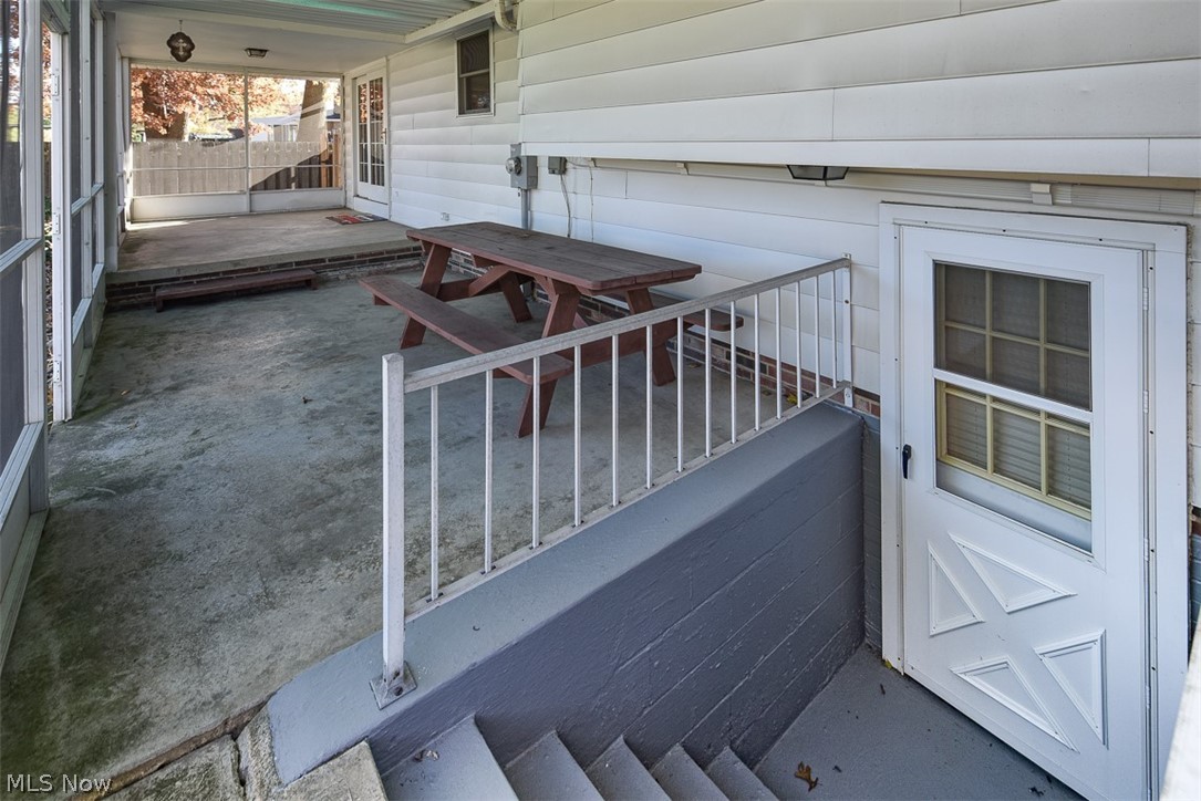 14000 Newton Road Cleveland, OH 44130 - Photo 4 of 35