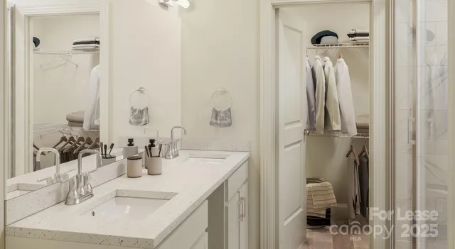 $2,400 | 8620 Steele Creek Road, Unit DOGWOOD, Charlotte, NC 28278