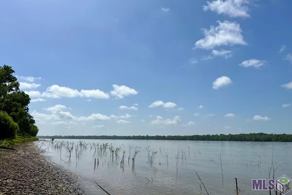 $833,805 | 26 Cat Island Road, St. Francisville, LA 70775