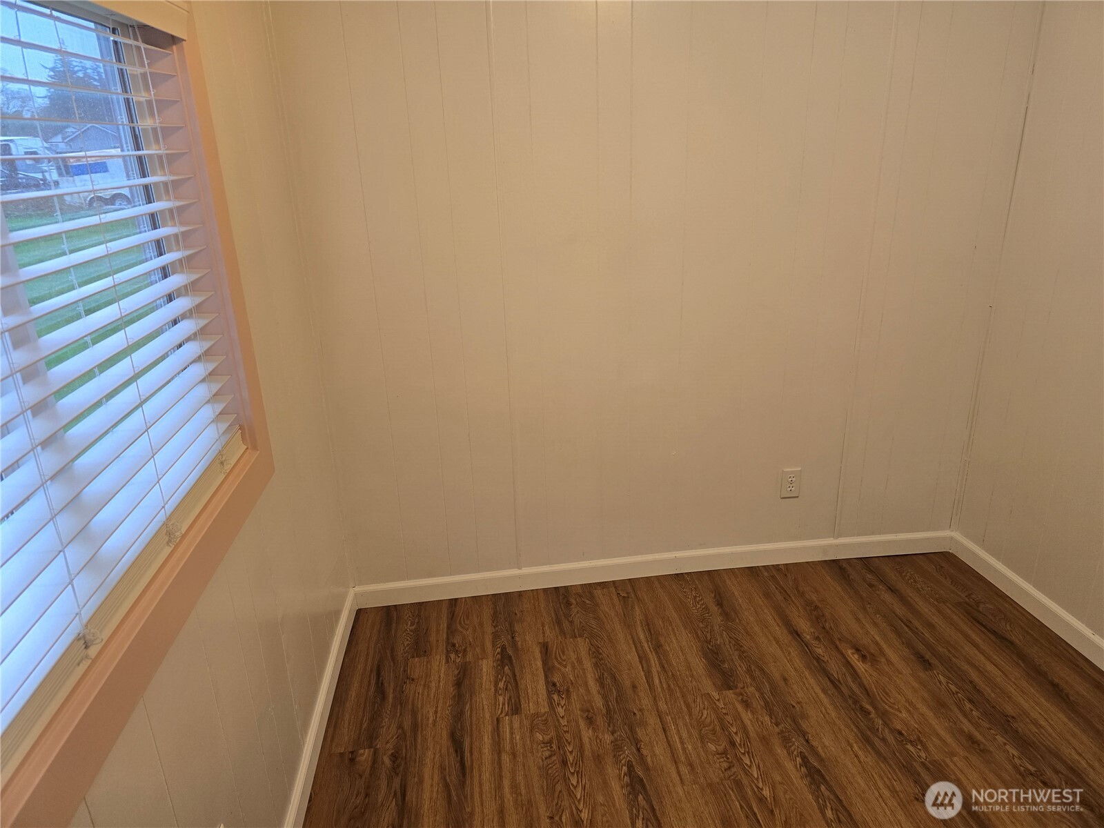 1014 West Smith Road, Unit 14 Bellingham, WA 98226 - Photo 8 of 15 Gallery Image 8