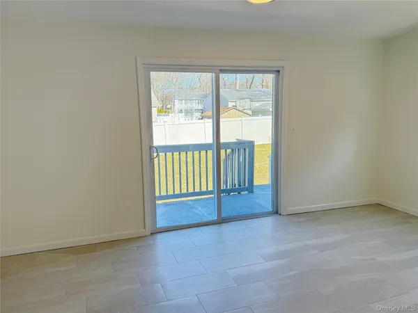$599,900 | 225 Fir Grove Road, Ronkonkoma, NY 11779