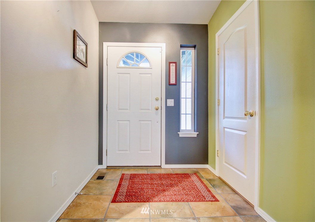 2507 Shannon Point Road Anacortes, WA 98221 - Photo 2 of 27 Gallery Image 2