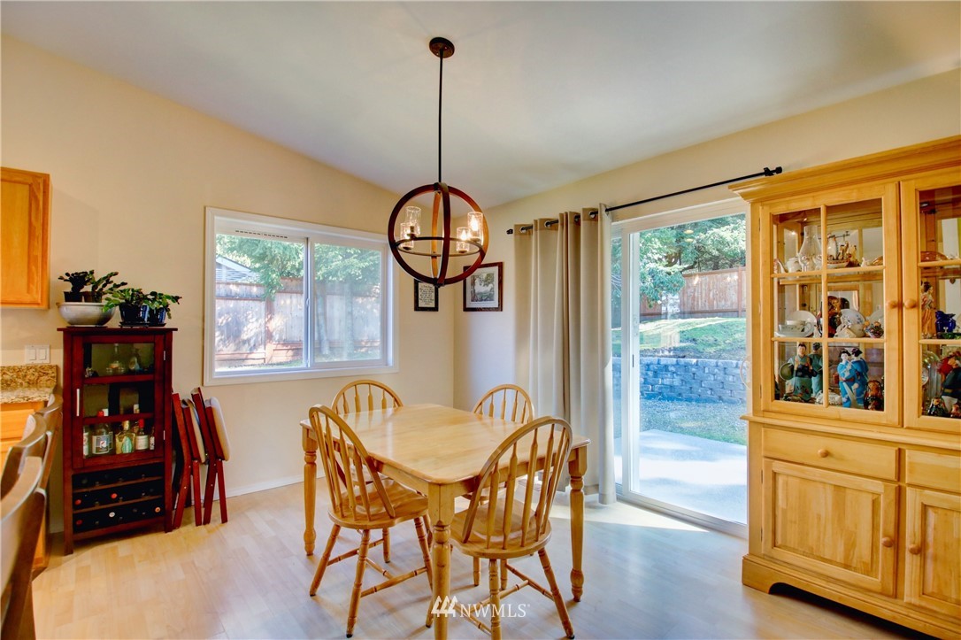 2507 Shannon Point Road Anacortes, WA 98221 - Photo 5 of 27 Gallery Image 5