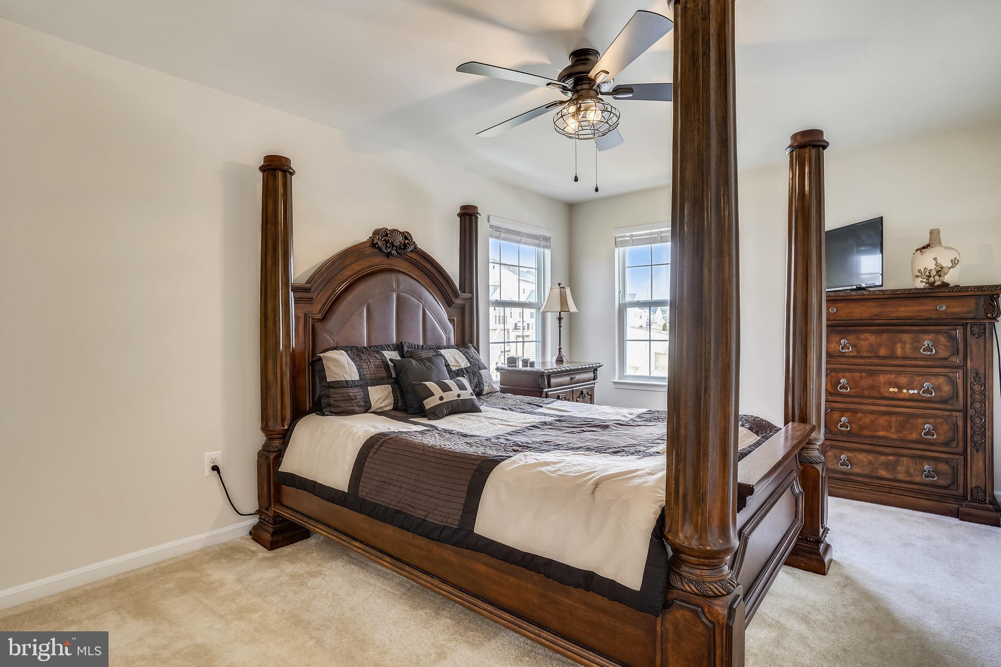 16063 Crossed Talons Road Woodbridge, VA 22193 - Photo 41 of 84 Gallery Image 41