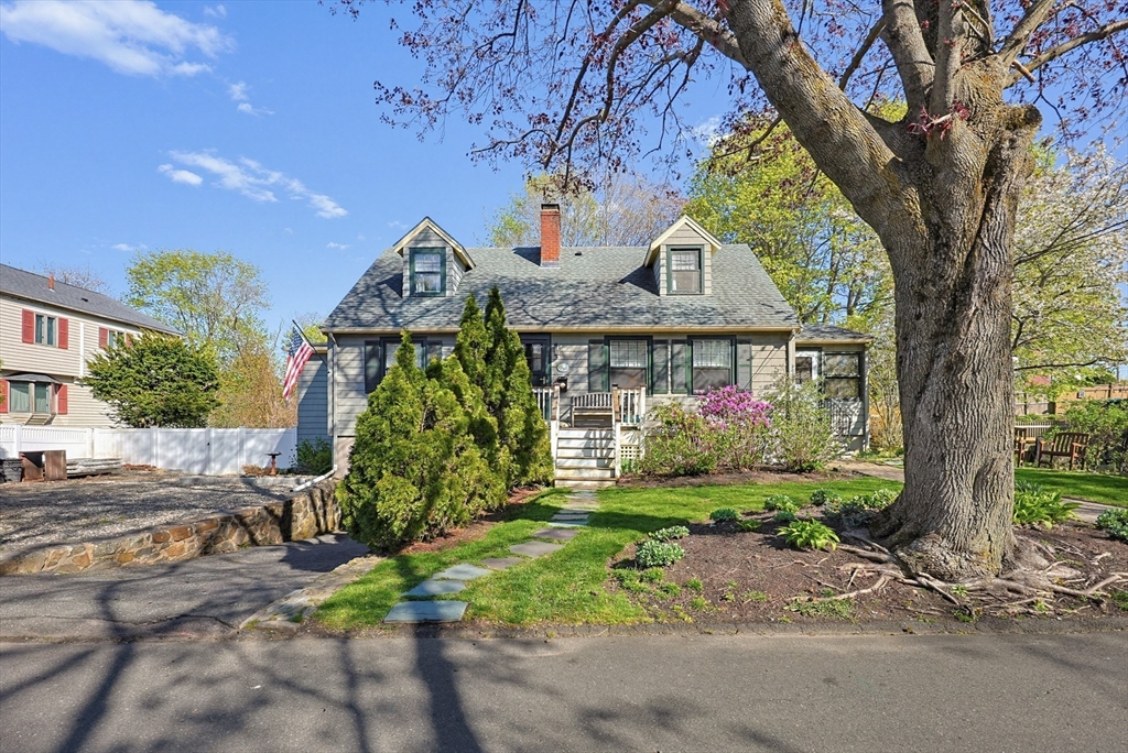 5 Ramsay Road Marblehead, MA 01945 - Photo 2 of 42