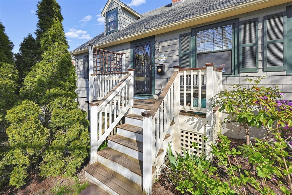 5 Ramsay Road Marblehead, MA 01945 - Photo 4 of 42