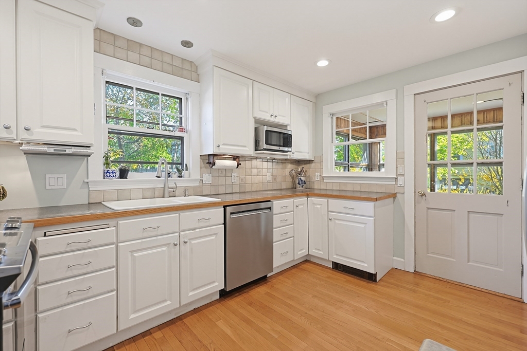 5 Ramsay Road Marblehead, MA 01945 - Photo 10 of 42