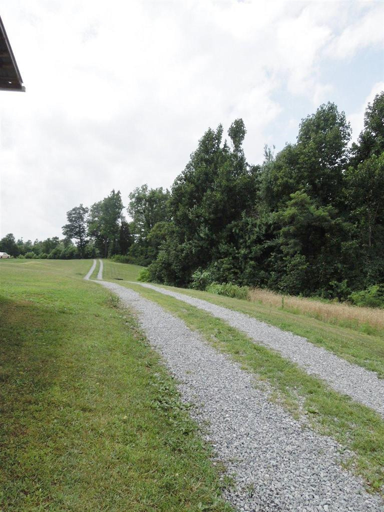 182 Stillhouse Road Waynesburg, KY 40489 - Photo 4 of 52 Photo 4