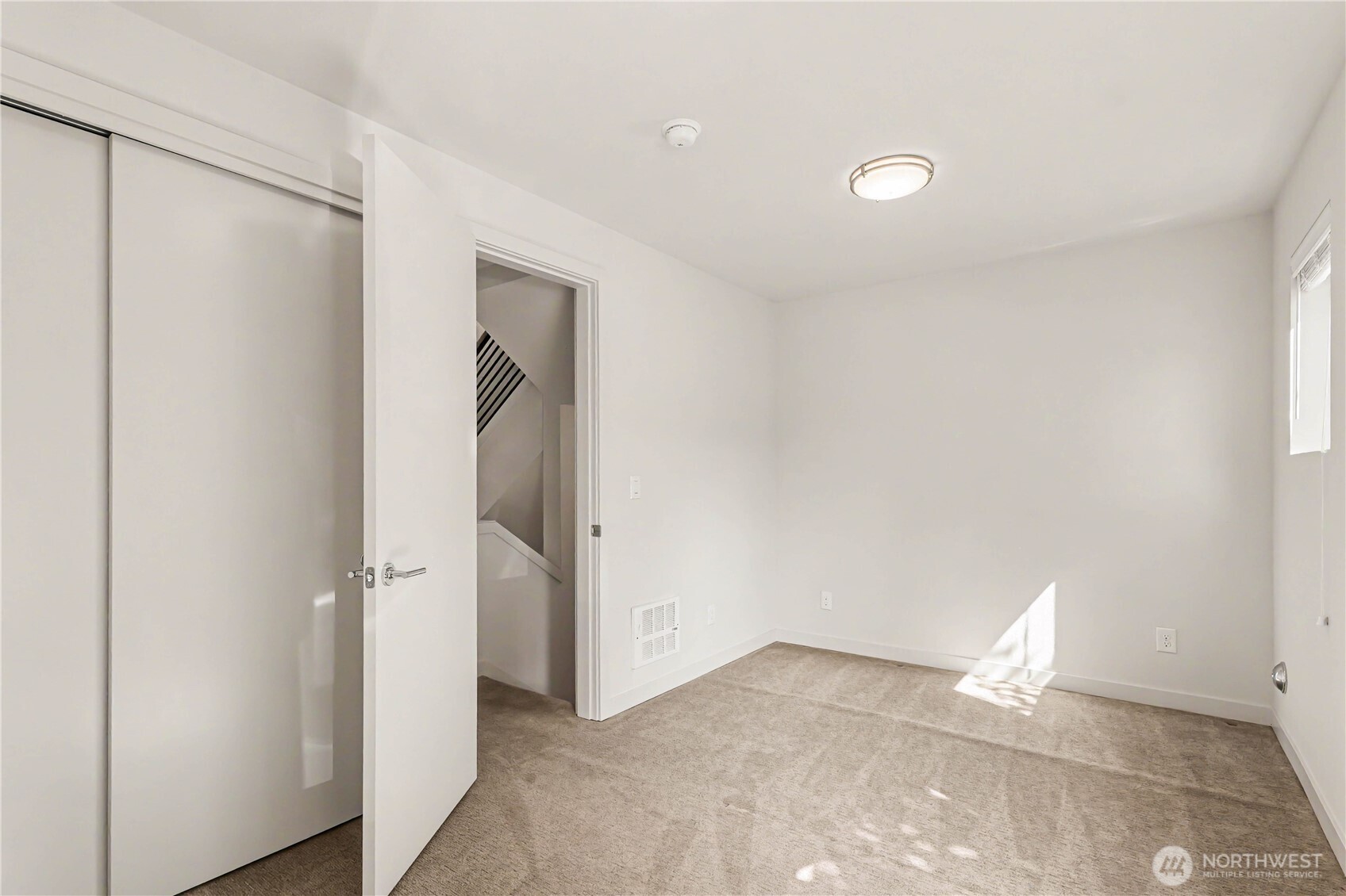 3810 California Avenue Southwest, Unit B Seattle, WA 98116 - Photo 15 of 26