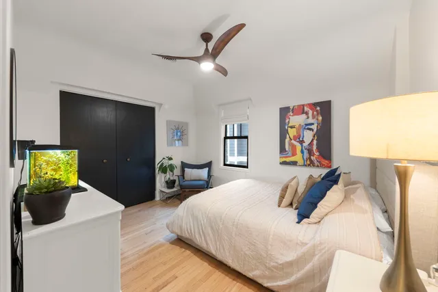 $1,200,000 | 578 Lee Street, Glen Ellyn, IL 60137