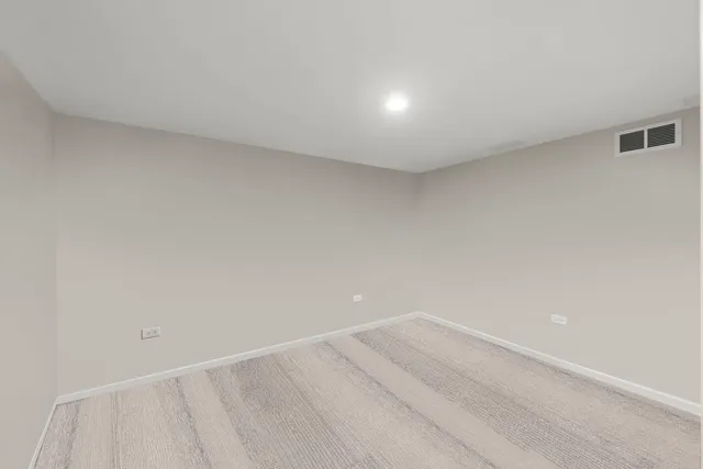 $1,200,000 | 578 Lee Street, Glen Ellyn, IL 60137