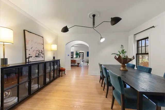 $1,200,000 | 578 Lee Street, Glen Ellyn, IL 60137