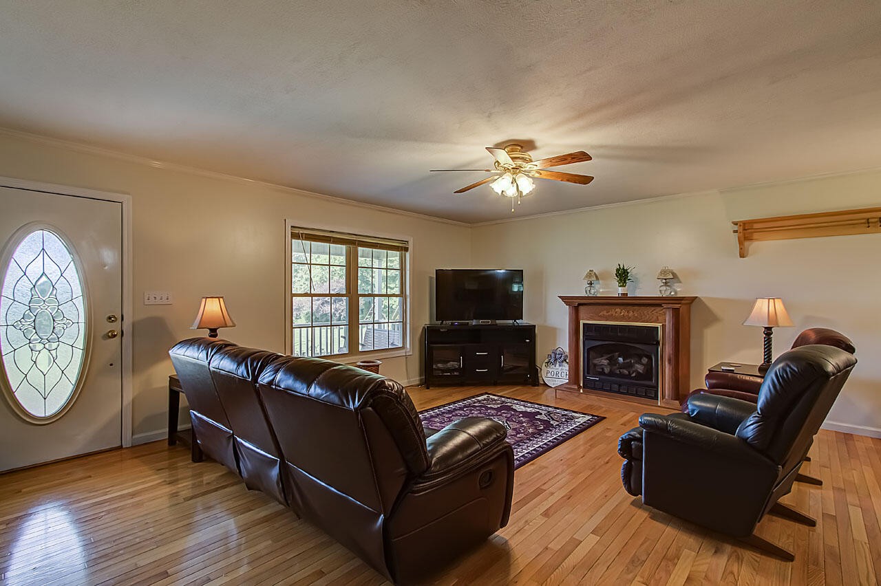 544 Snodderly Road New Market, TN 37820 - Photo 19 of 30 Gallery Image 19