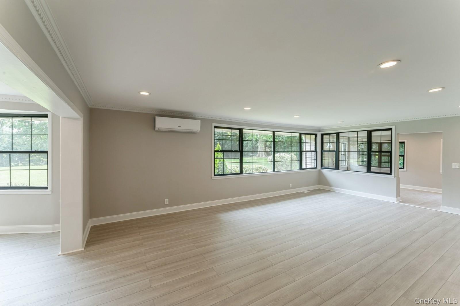 2 Foxwood Road Kings Point, NY 11024 - Photo 8 of 19