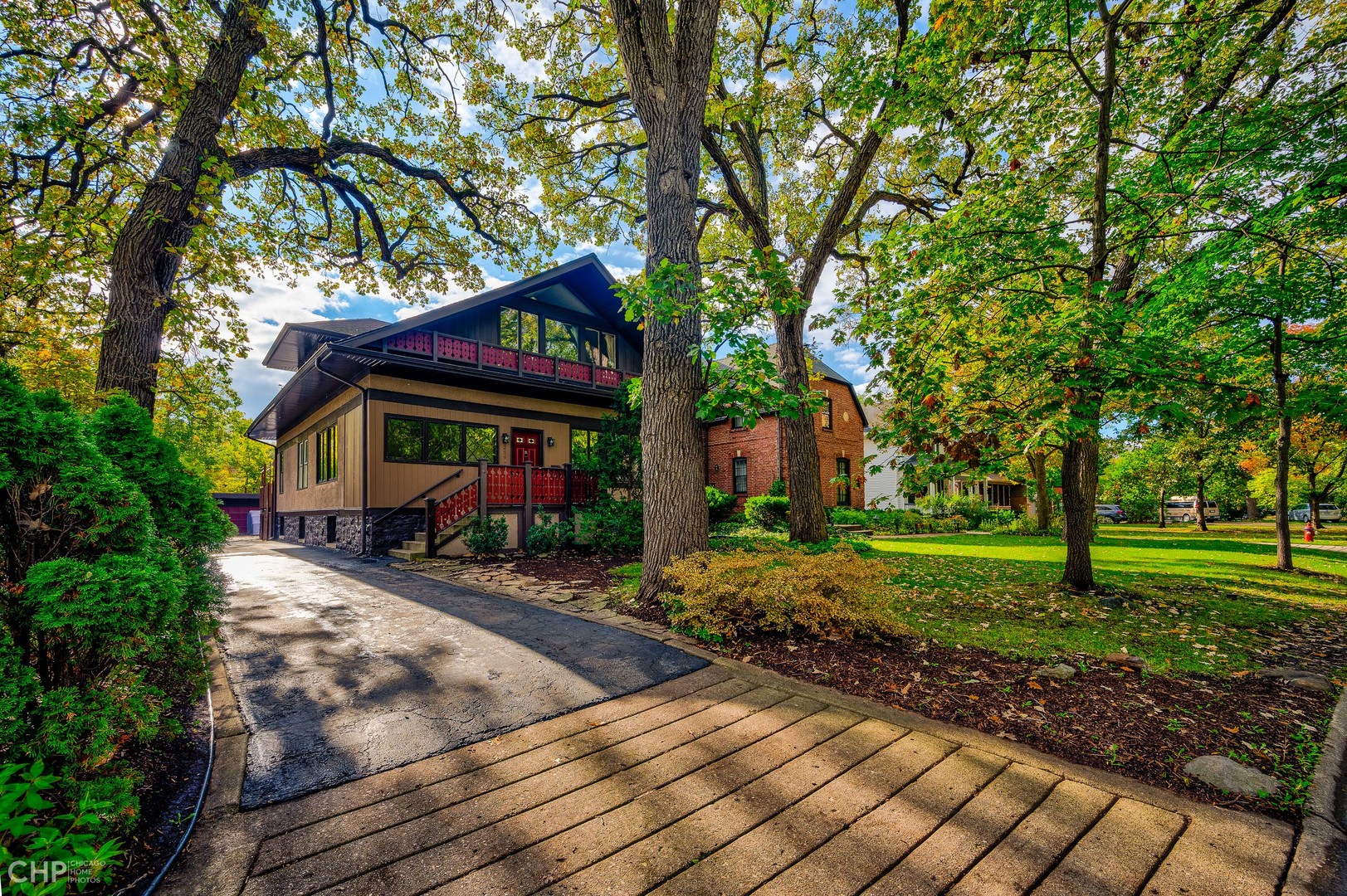 259 Scottswood Road Riverside, IL 60546 - Photo 5 of 5 a view of a house with a yard
