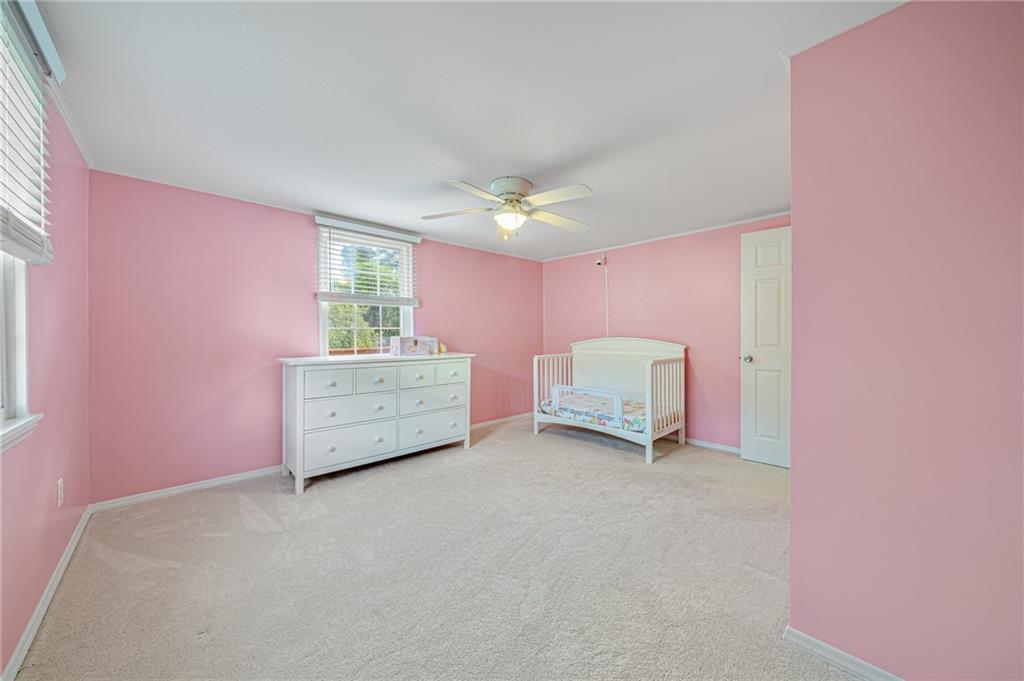206 Tilford Road Pittsburgh, PA 15235 - Photo 11 of 40 Gallery Image 11