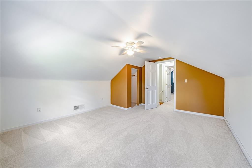 206 Tilford Road Pittsburgh, PA 15235 - Photo 24 of 40 Gallery Image 24