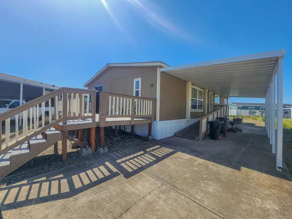 $160,000 | 4729 South Pacific Highway, Unit 35, Phoenix, OR 97535