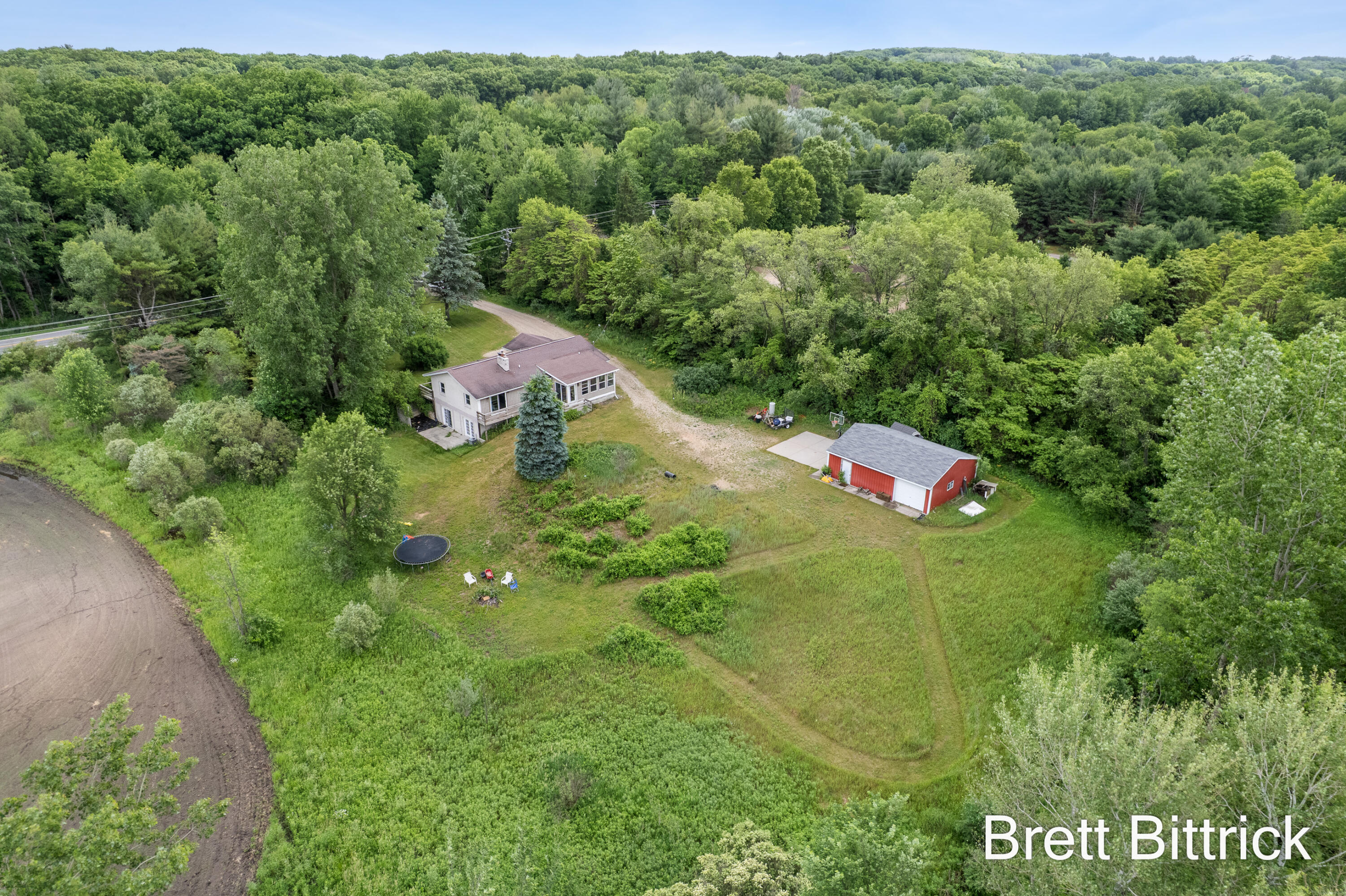 2810 20 Mile Road Kent City, MI 49330 - Photo 11 of 39 Photo-12