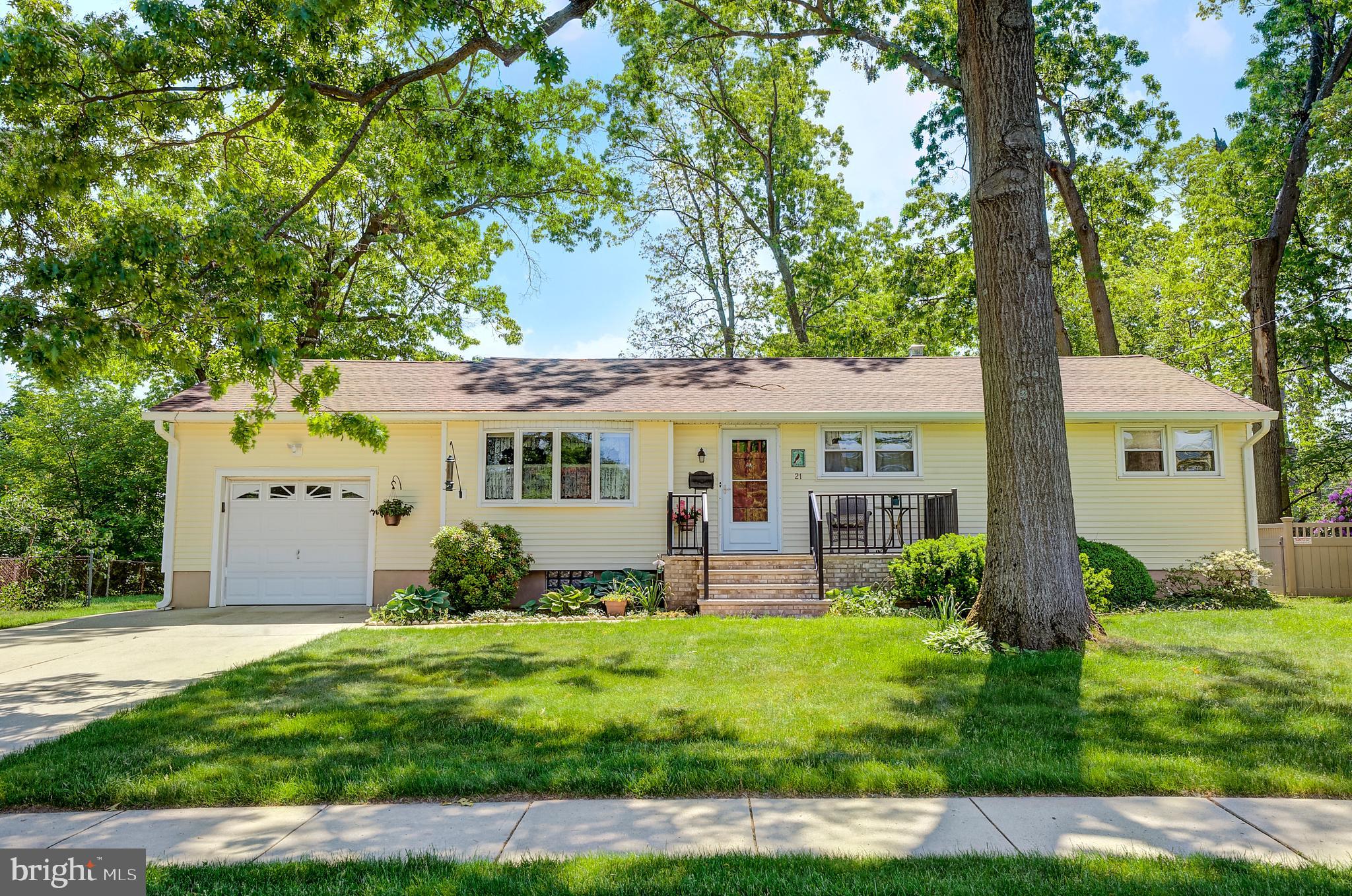 21 Whitman Road Trenton, NJ 08619 - Photo 1 of 30 Front of House