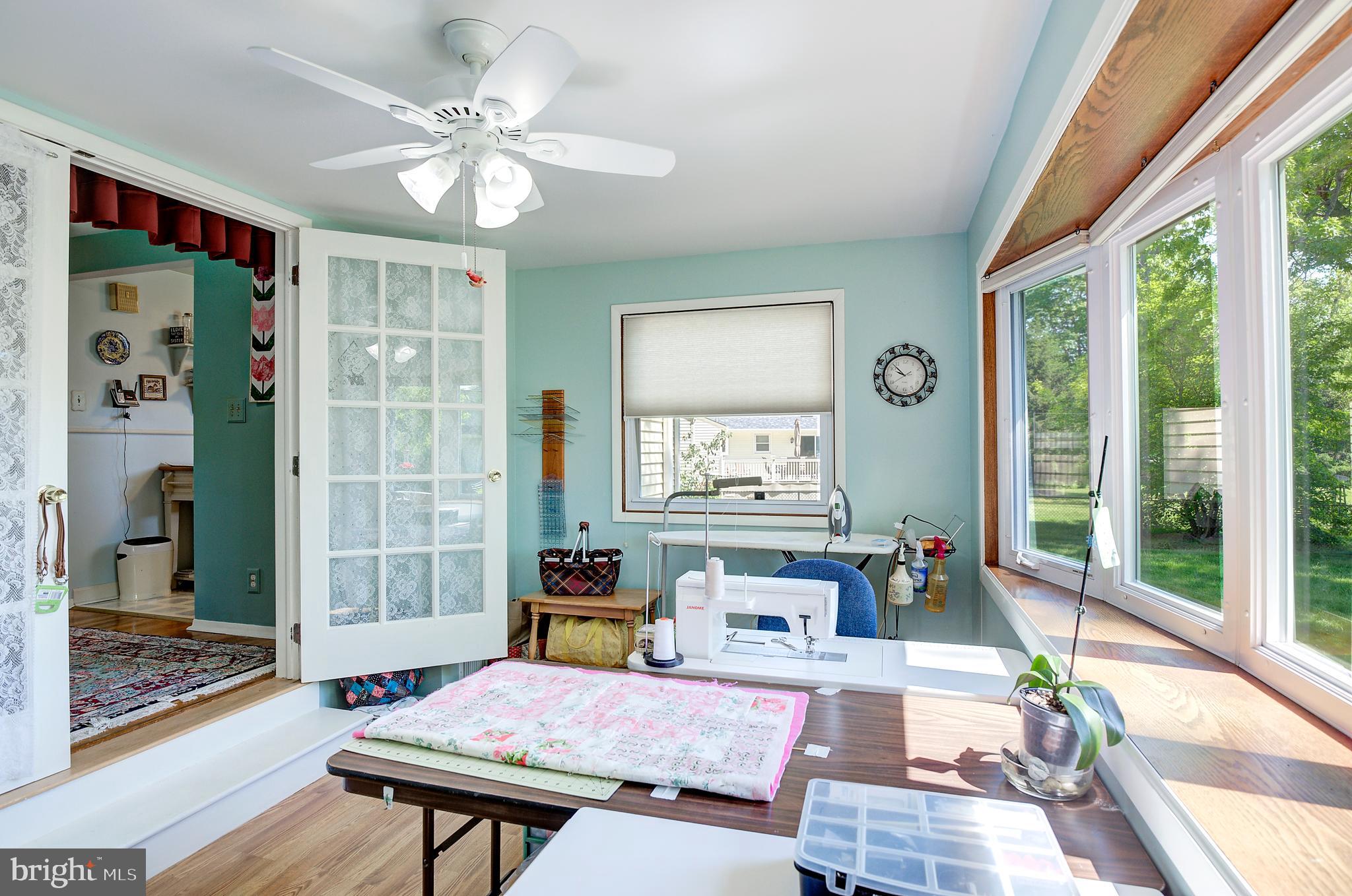 21 Whitman Road Trenton, NJ 08619 - Photo 16 of 30 Sunroom