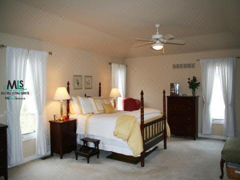 1201 Terra Lane Rochester, MI 48306 - Photo 11 of 12 821906-10.JPG