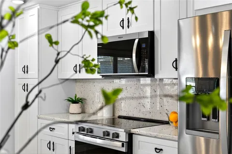 $1,400,000 | 6410 3rd Palm Point, St. Pete Beach, FL 33706