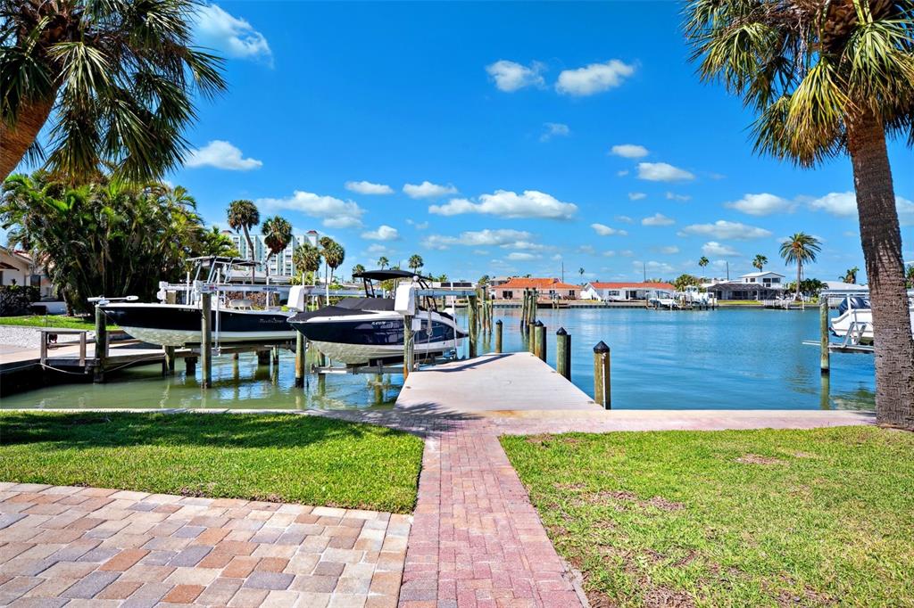 6410 3rd Palm Point St. Pete Beach, FL 33706 - Photo 10 of 71