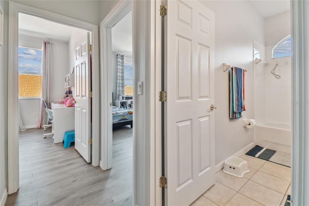 18026 Java Isle Drive Tampa, FL 33647 - Photo 50 of 70