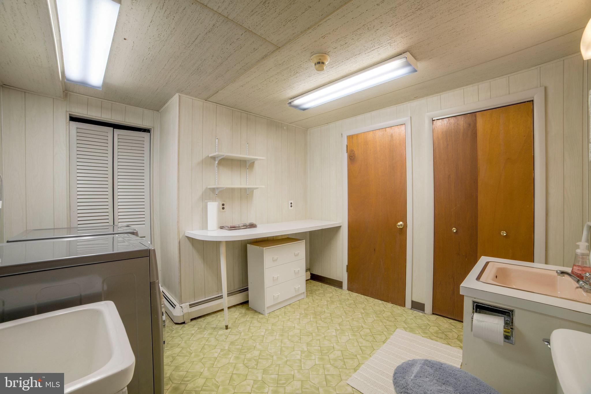 1307 Harris Road Dresher, PA 19025 - Photo 17 of 30 Gallery Image 17