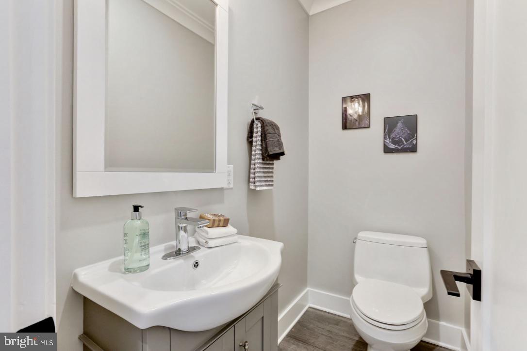3221 Adams Mill Road Northwest Washington, DC 20010 - Photo 7 of 52 Gallery Image 7