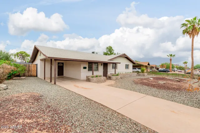 $449,900 | 919 West Parkway Boulevard, Tempe, AZ 85281