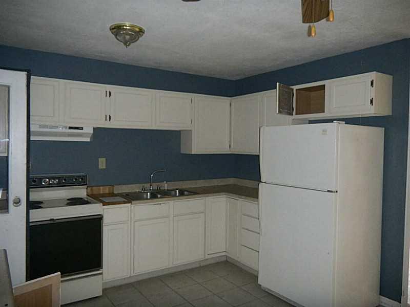 2106 Pond Drive Springfield, OH 45505 - Photo 10 of 14 Gallery Image 10