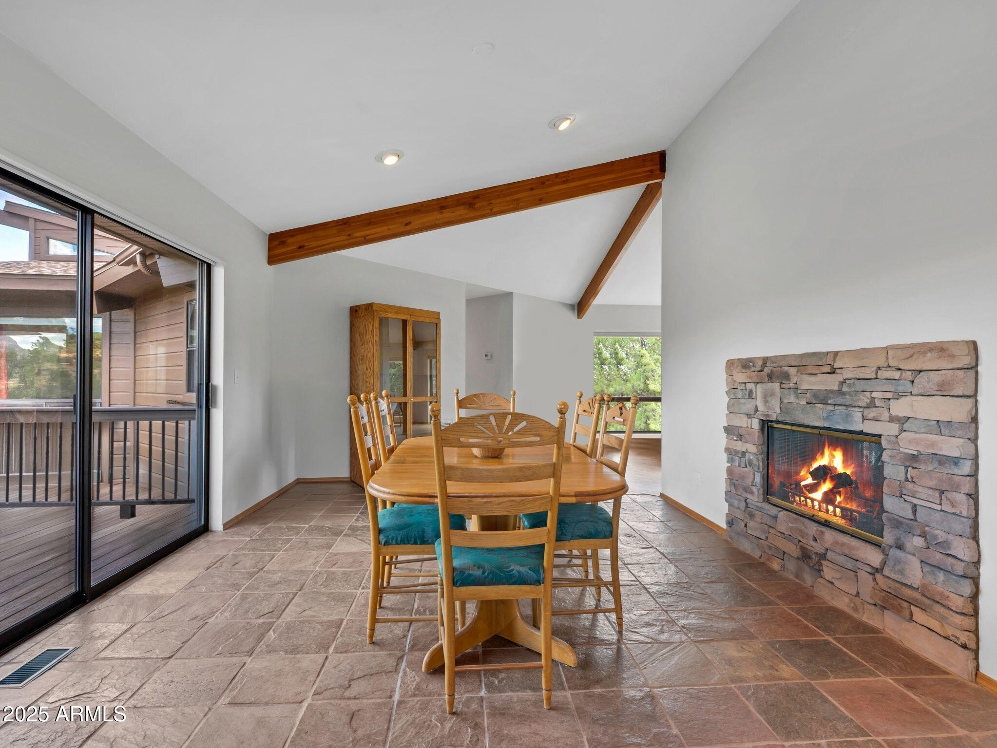 1111 South Sutton Road Payson, AZ 85541 - Photo 12 of 50 a dining room with furniture and window