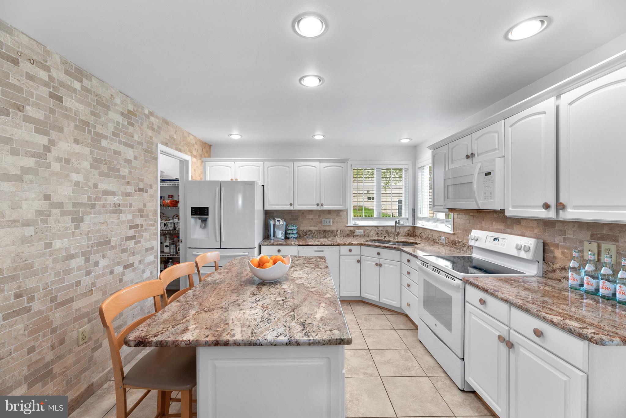 1224 Emmaus Road Woodbine, MD 21797 - Photo 14 of 59 Kitchen