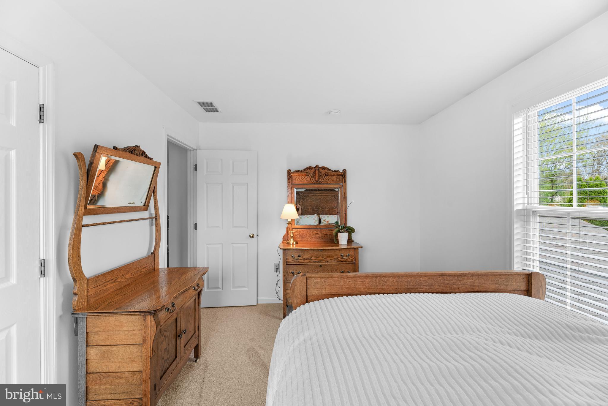 1224 Emmaus Road Woodbine, MD 21797 - Photo 30 of 59 Bedroom