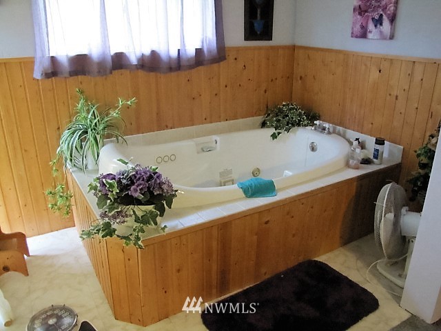 4609 South Doss Road Port Angeles, WA 98362 - Photo 11 of 15 Gallery Image 11