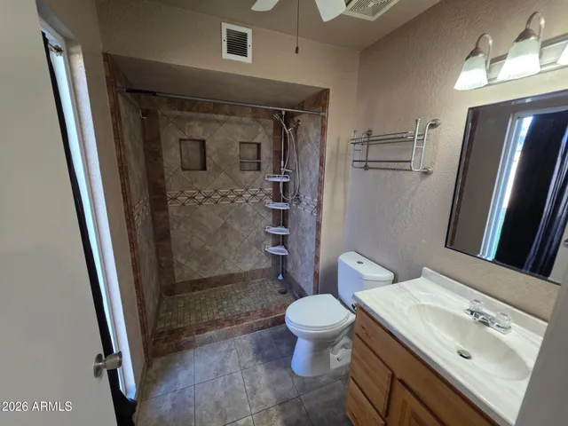 $2,295 | 610 West Frito Avenue, Mesa, AZ 85210