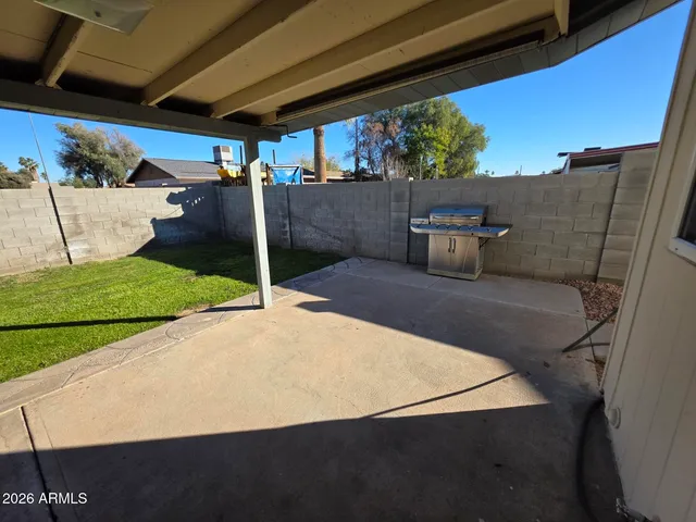 $2,295 | 610 West Frito Avenue, Mesa, AZ 85210