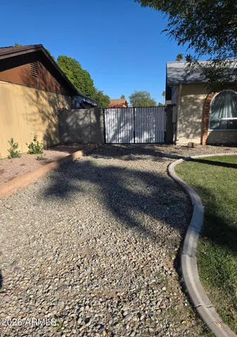 $2,295 | 610 West Frito Avenue, Mesa, AZ 85210