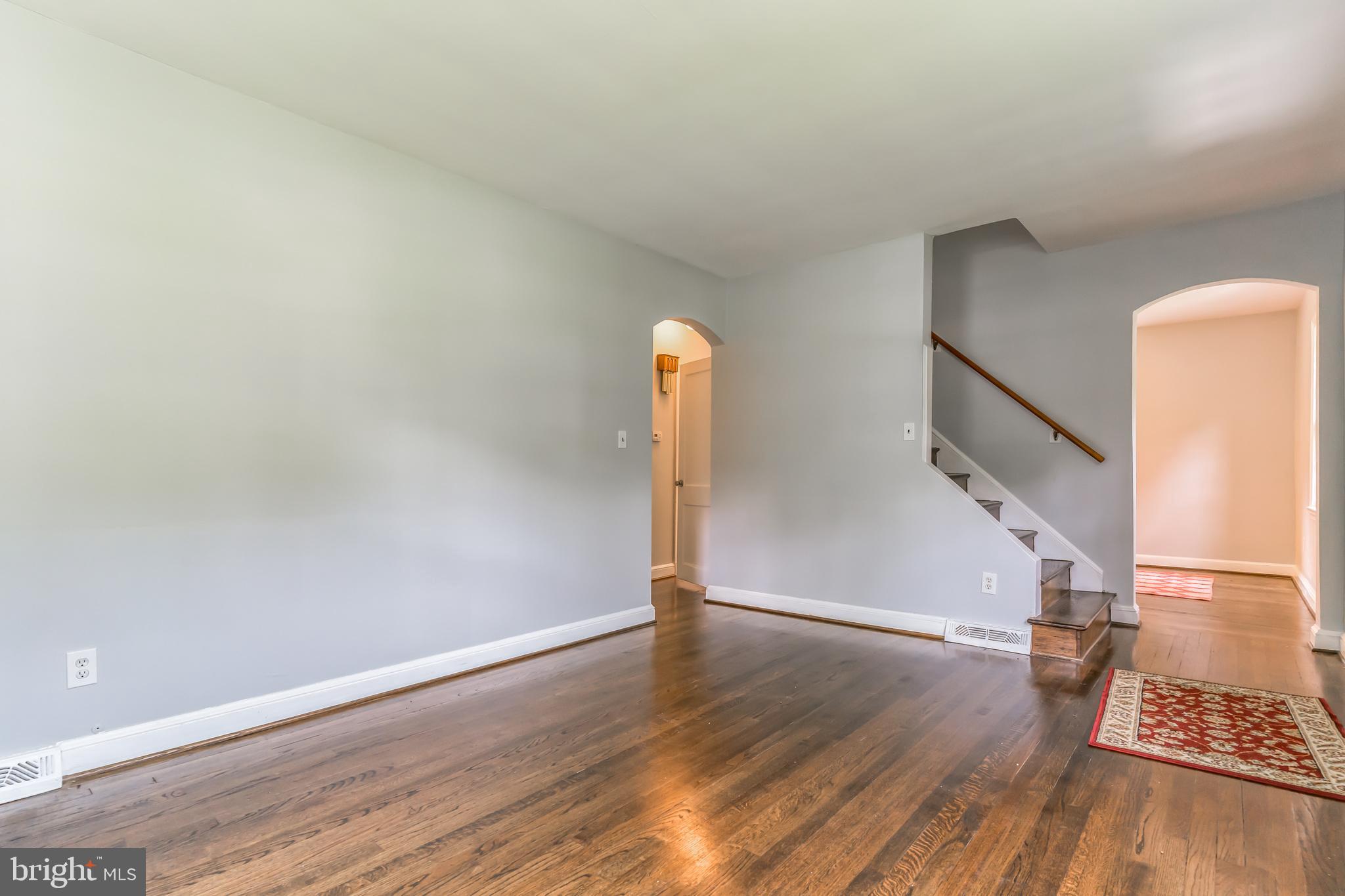 6809 Dodge Lane Temple Hills, MD 20748 - Photo 12 of 47 Living Room