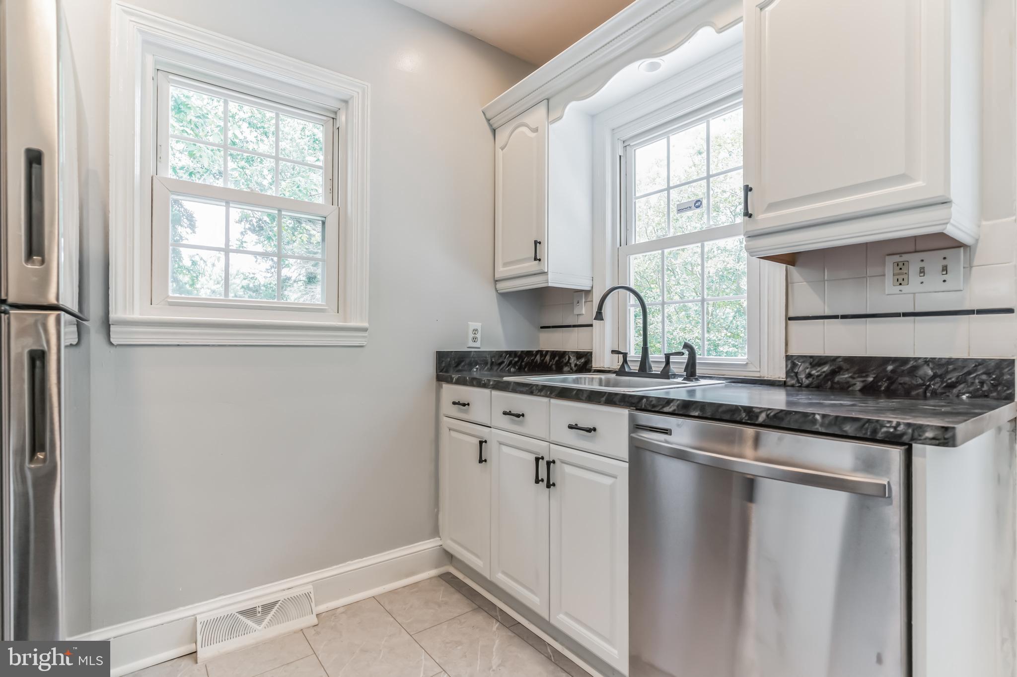 6809 Dodge Lane Temple Hills, MD 20748 - Photo 7 of 47 Kitchen