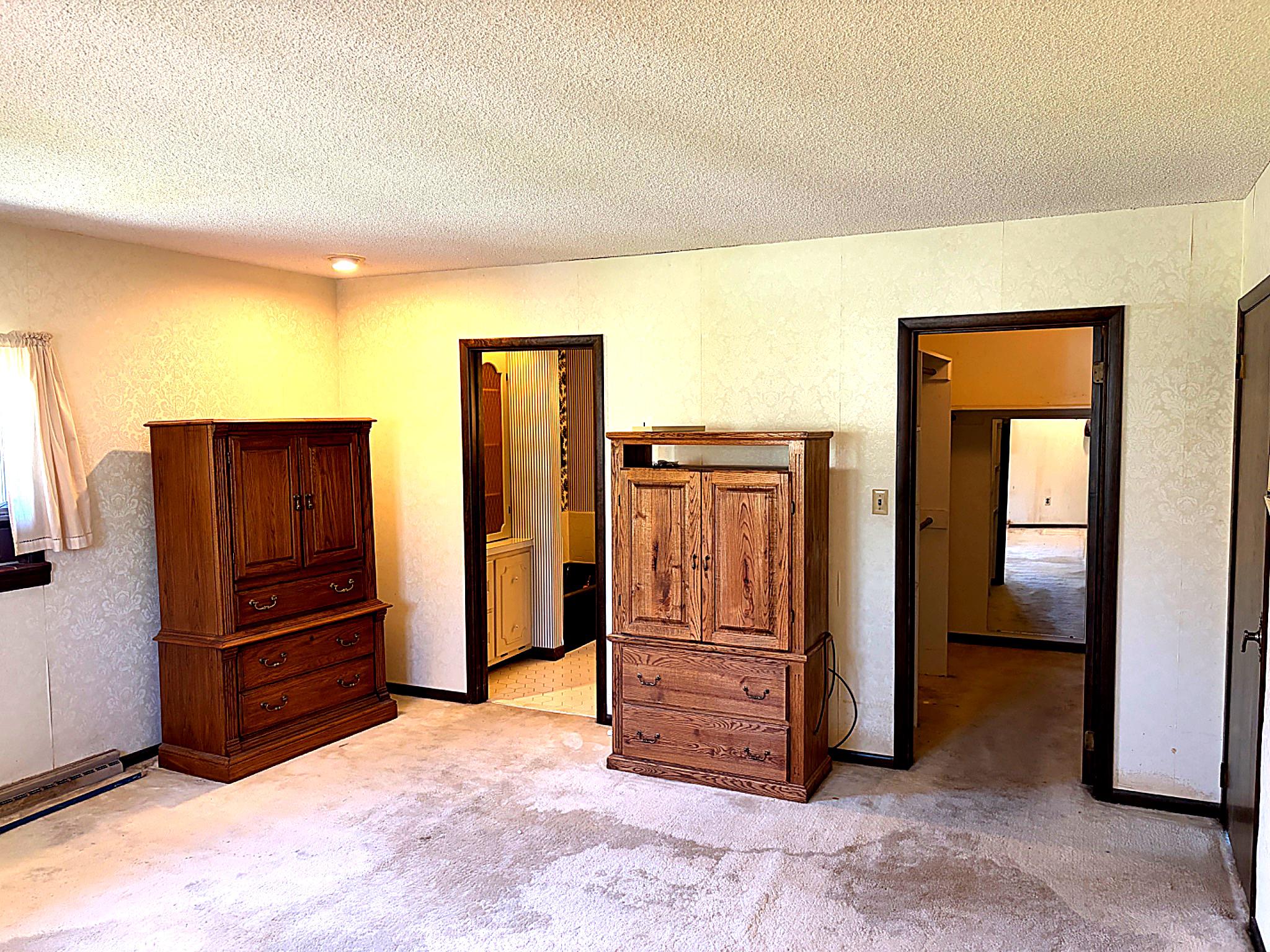 1590 East Elmer Road Vineland, NJ 08361 - Photo 15 of 25 a view of a livingroom with furniture