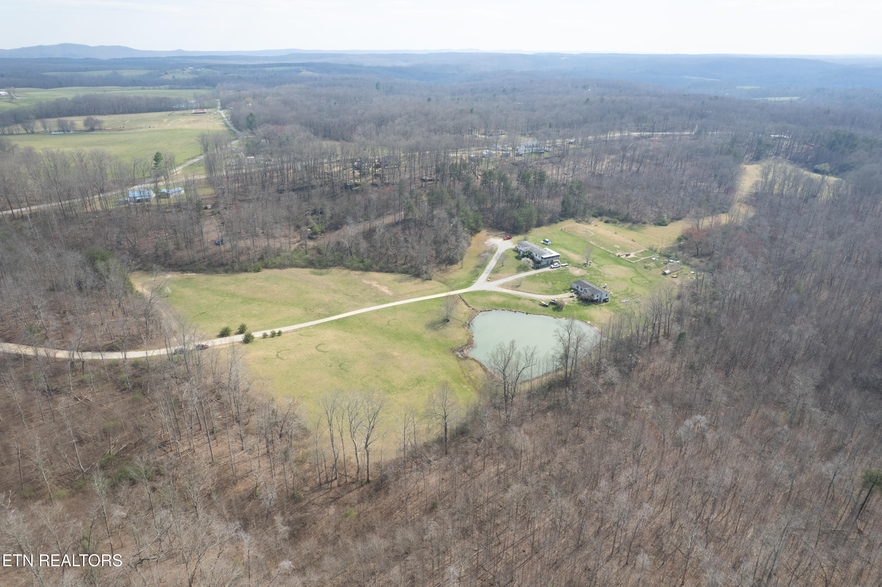 2142 Brewer Road Crossville, TN 38572 - Photo 38 of 44 2142 Brewer Rd-90