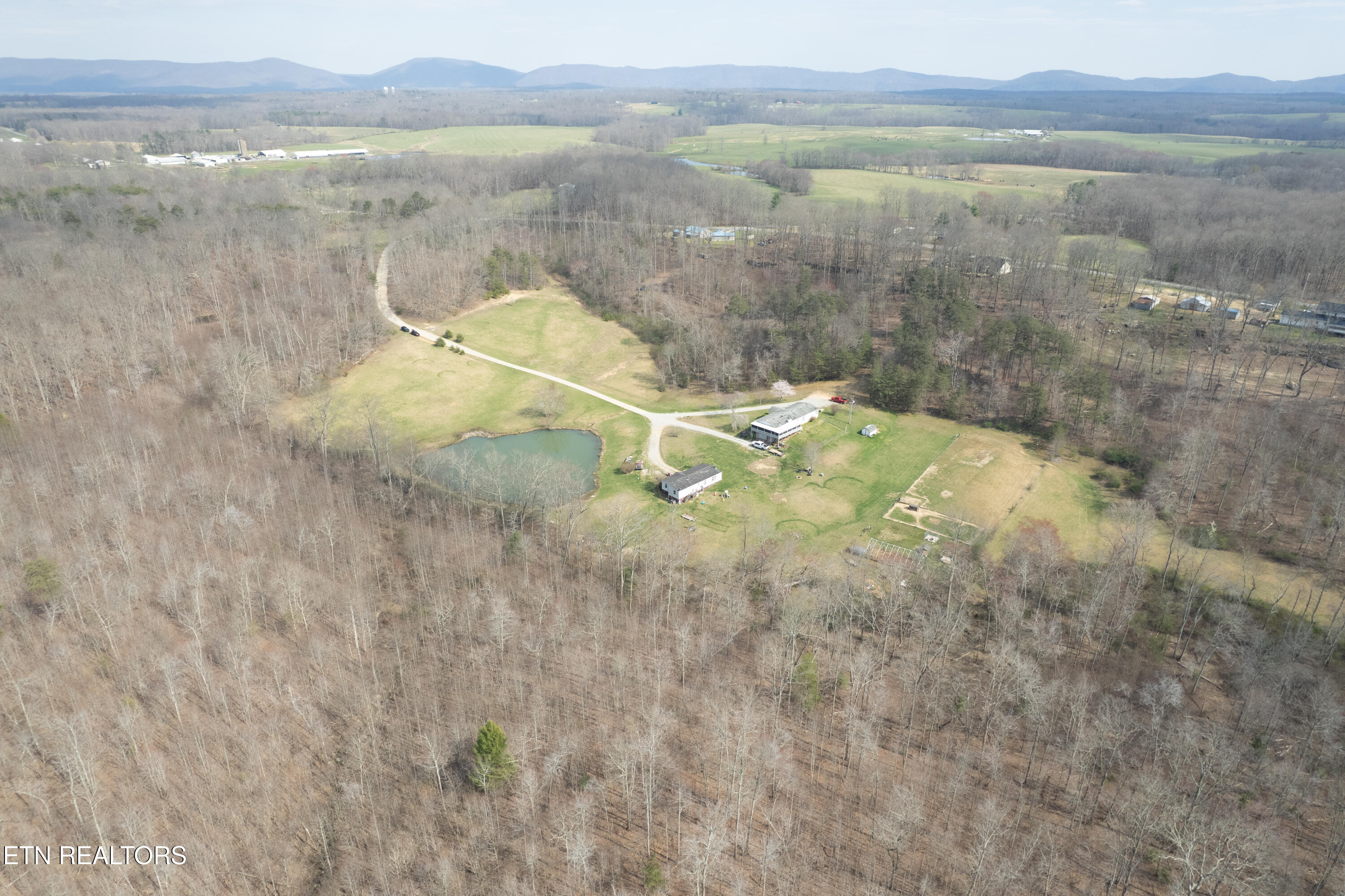 2142 Brewer Road Crossville, TN 38572 - Photo 39 of 44 2142 Brewer Rd-95