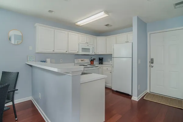 $239,999 | 598 Blue Stem Drive, Unit 52D, Pawleys Island, SC 29585