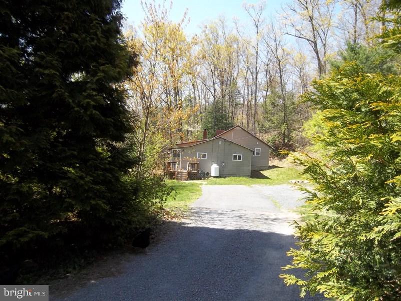 56 Acorn Road Millerstown, PA 17062 - Photo 2 of 14 Gallery Image 2