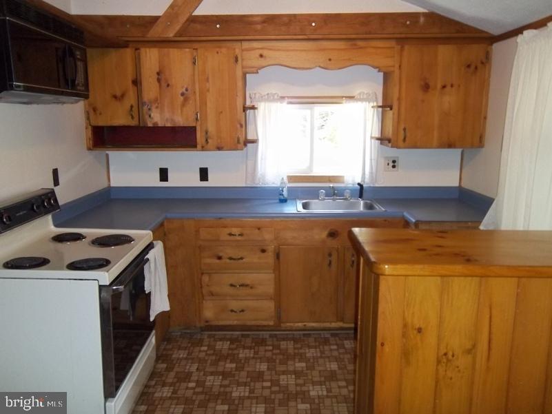56 Acorn Road Millerstown, PA 17062 - Photo 4 of 14 Gallery Image 4