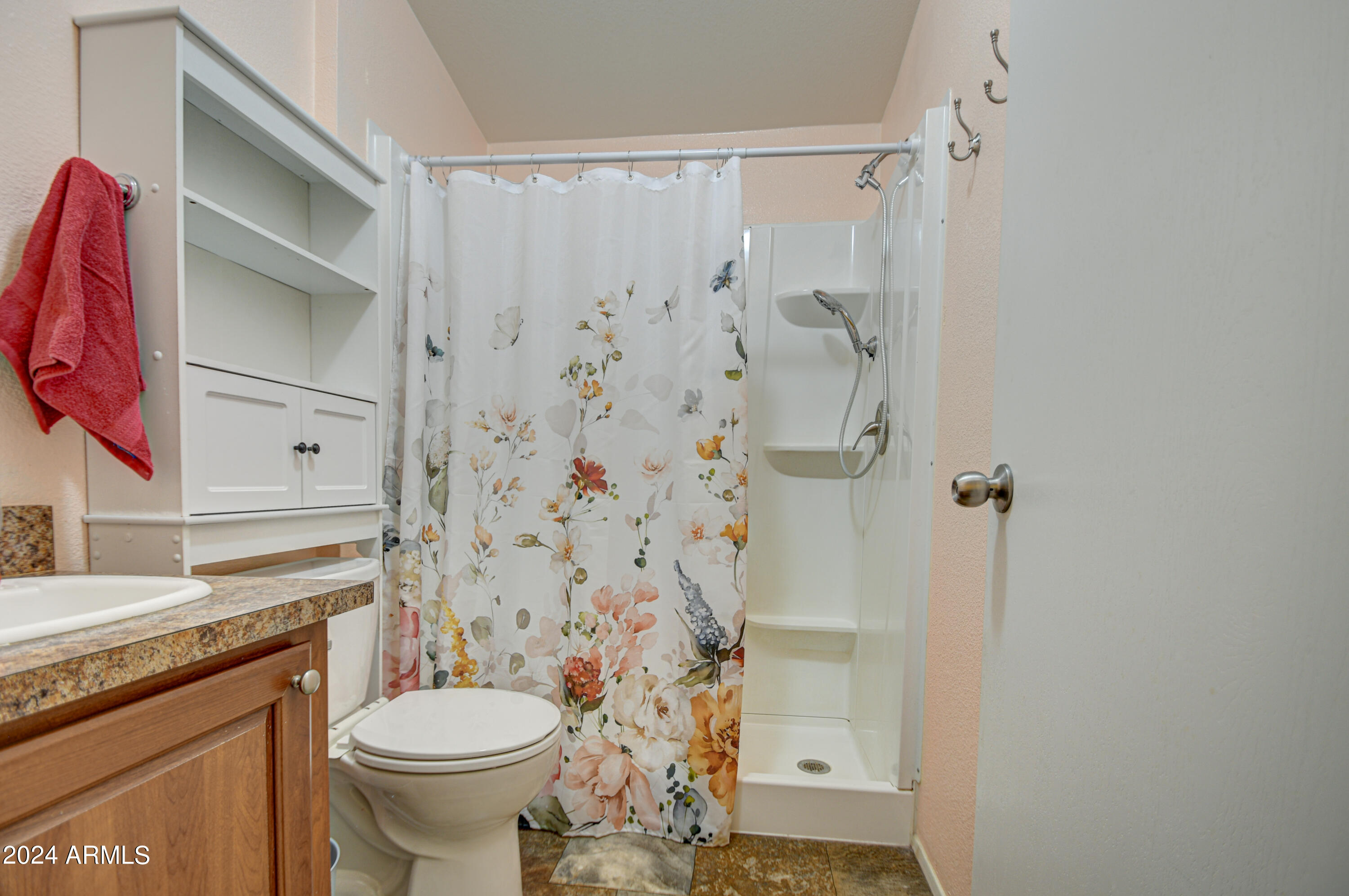 4205 North Hudson Road Coolidge, AZ 85128 - Photo 7 of 30 Bathroom 2-pic 1