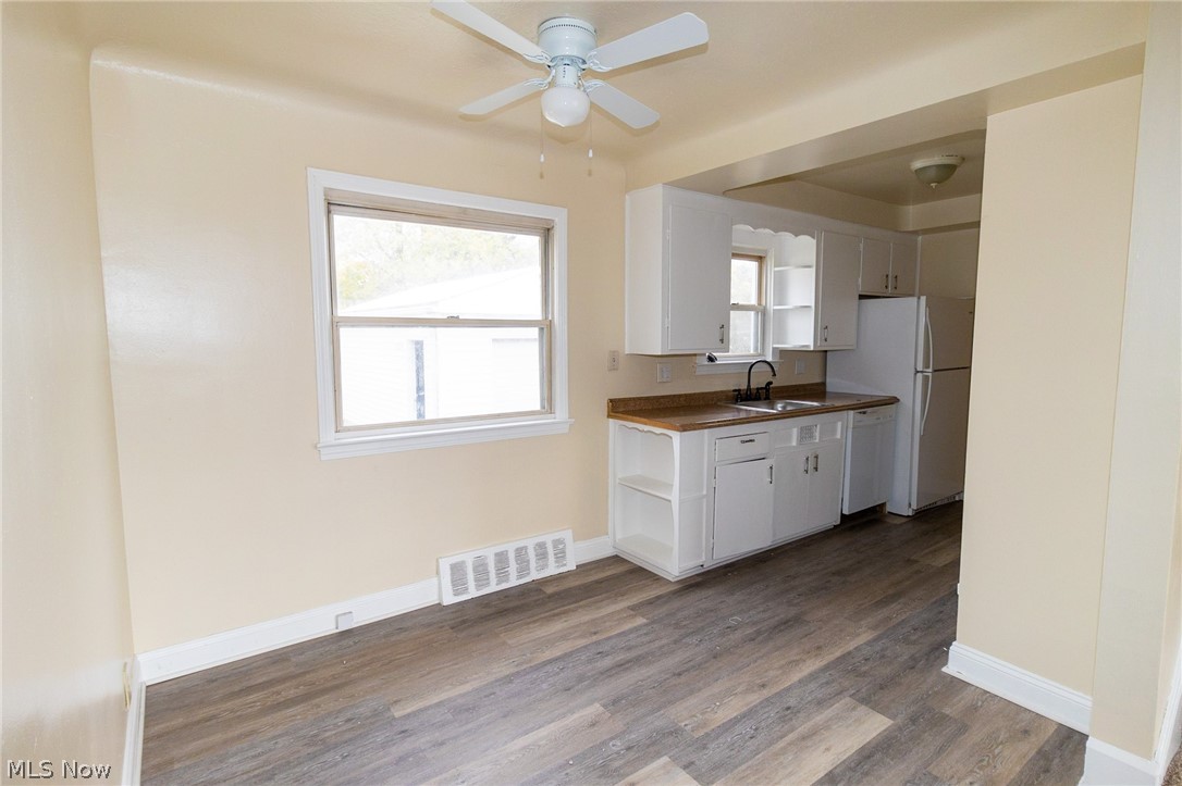 3863 Salisbury Road South Euclid, OH 44121 - Photo 4 of 13